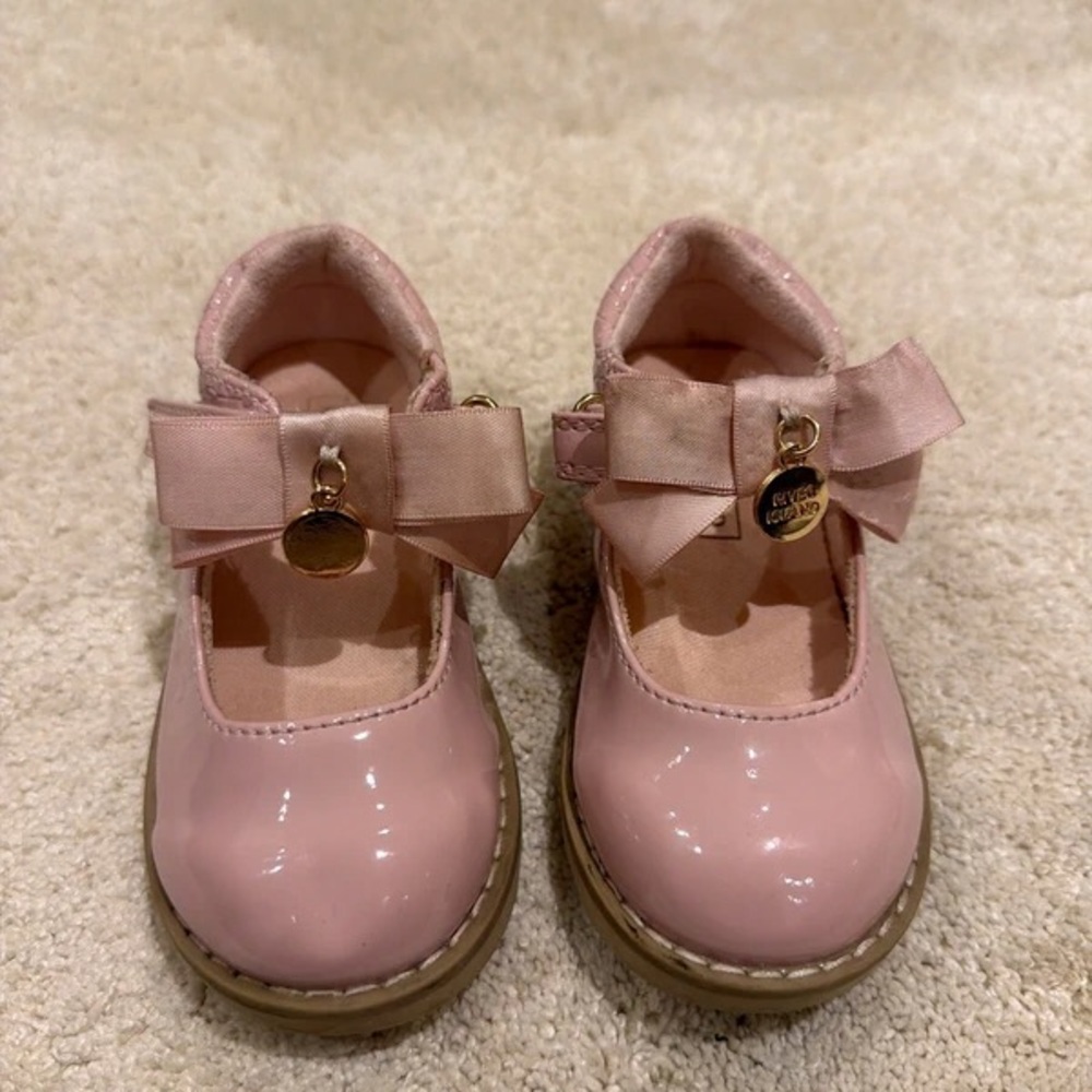 Elegant Pink Kids Dress Shoes with Bow